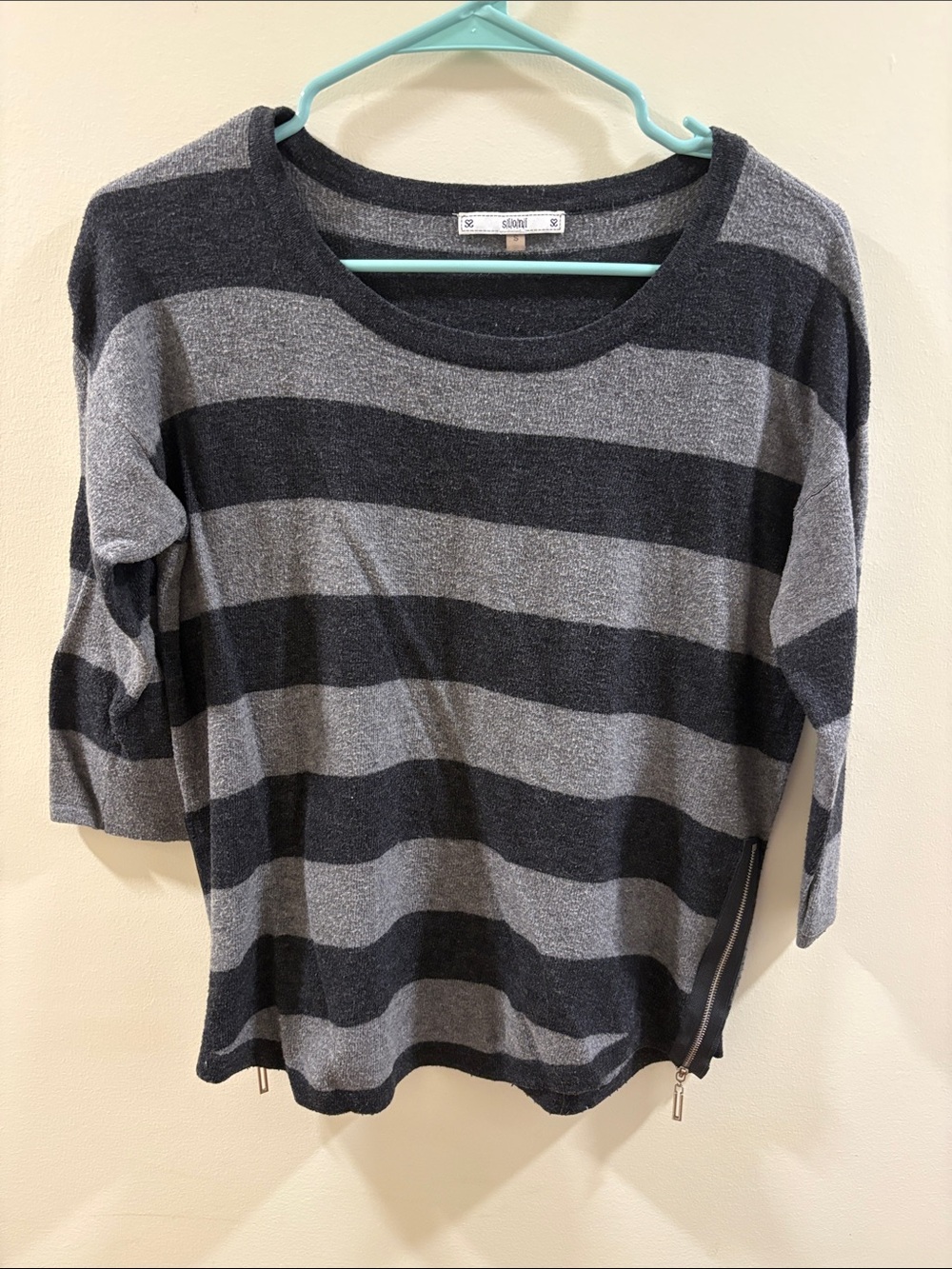 Sioni Black and Gray Striped Crew Neck Sweater